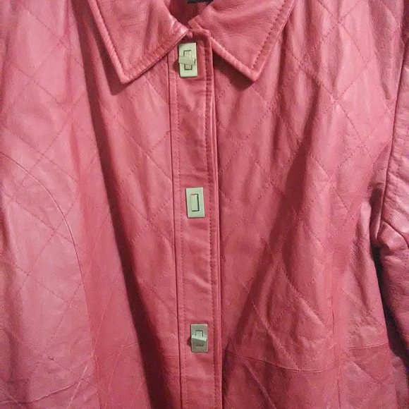 Leather jacket - Picture 4 of 4